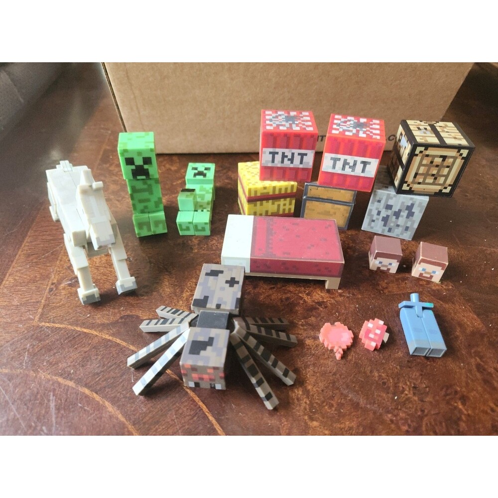 Minecraft Lot of Figures Accessories, Blocks Horse, Boxes Creepers, Cave Spider